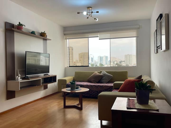 Apartamento Acogedor En Excelente Ubicación - Lima