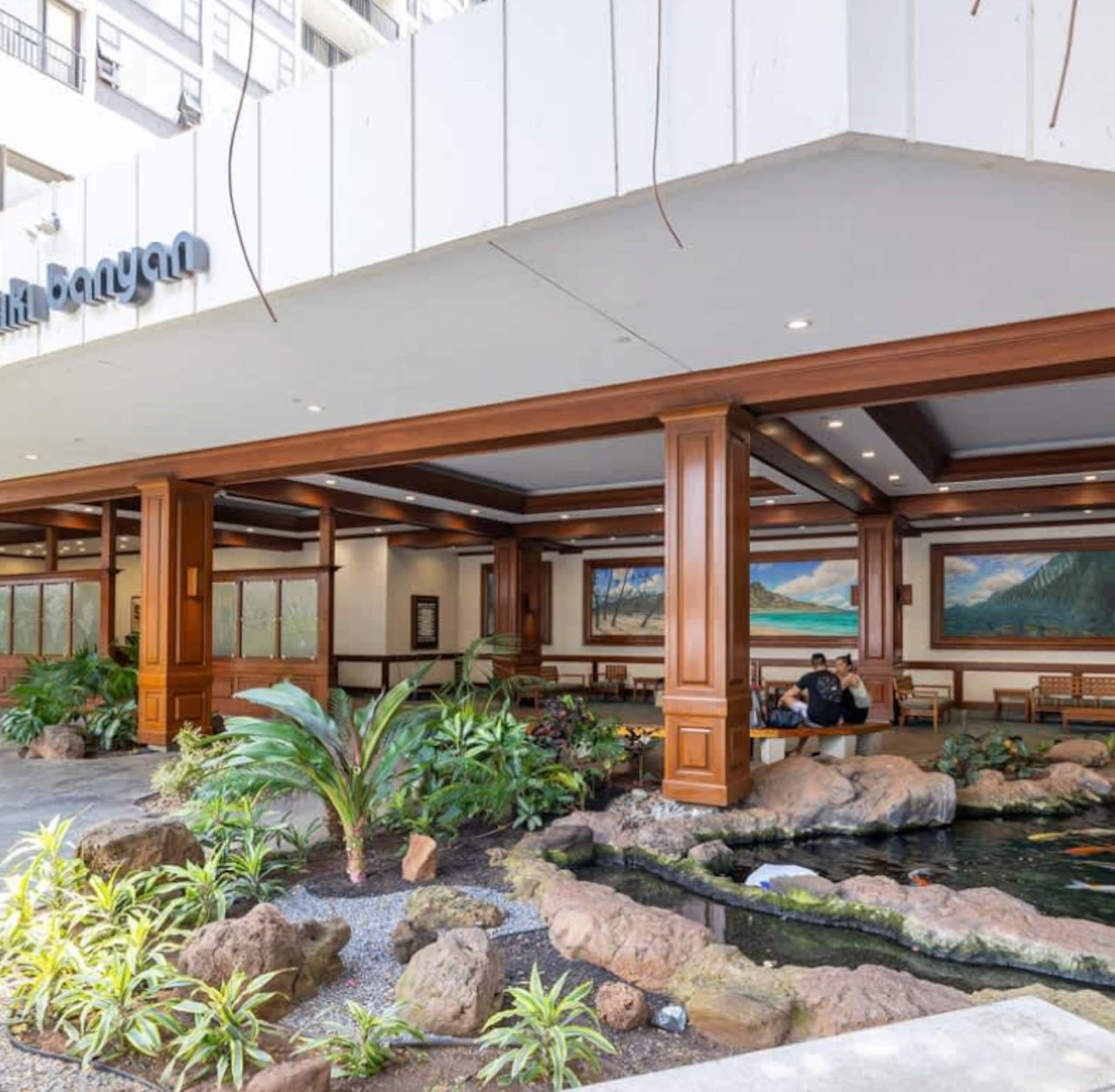 Hokusai Suite/Free Parking/WIFI/1 block to beach - Image 38