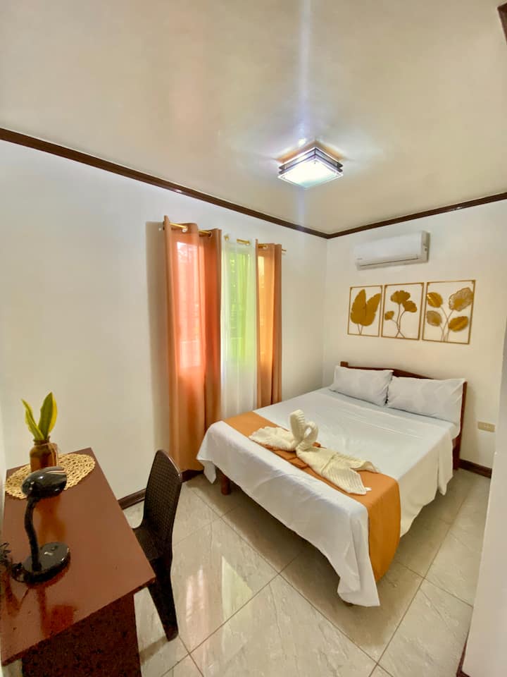 Alona Home Near Alona Beach W/3 Bedrooms 6-15pax - Filipijnen