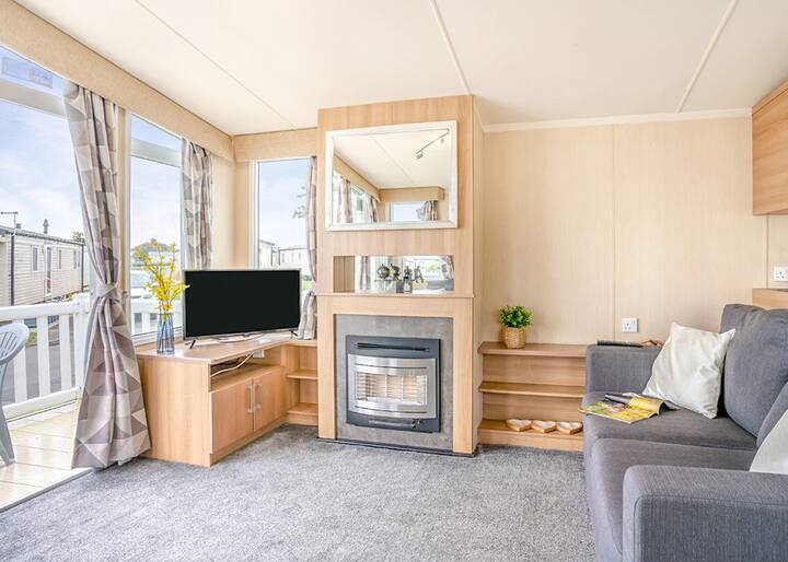 Gold Premium 2, Slps 6, Parking, Decking - Porthcawl