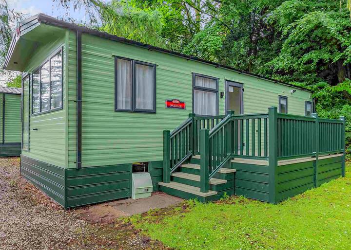Silver Premium 2 Bedroom Caravan, Sleeps 6 - Windermere