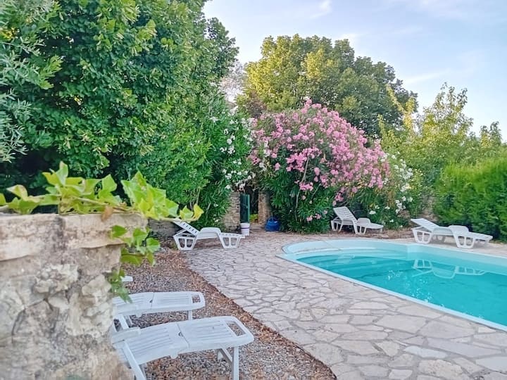 Chambre D'hôtes Les Pins Au Grand Jardin - Mont Ventoux