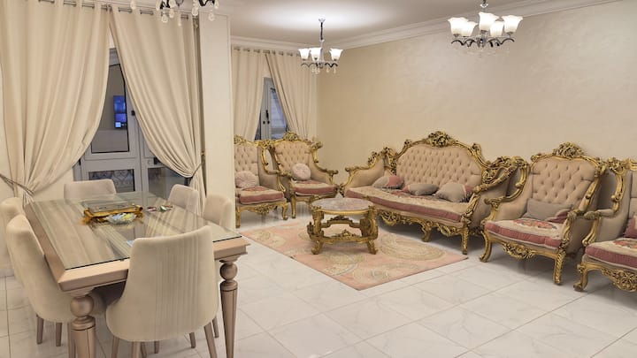 غرفة المعيشة