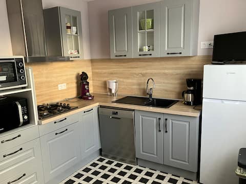 Popular Airbnb listing: Detached and spacious house in Bayeux