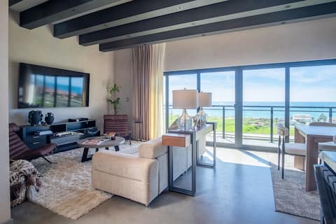Popular Airbnb listing: NEW! Modern Luxury Home with Stunning Ocean Views in Primo Tapia