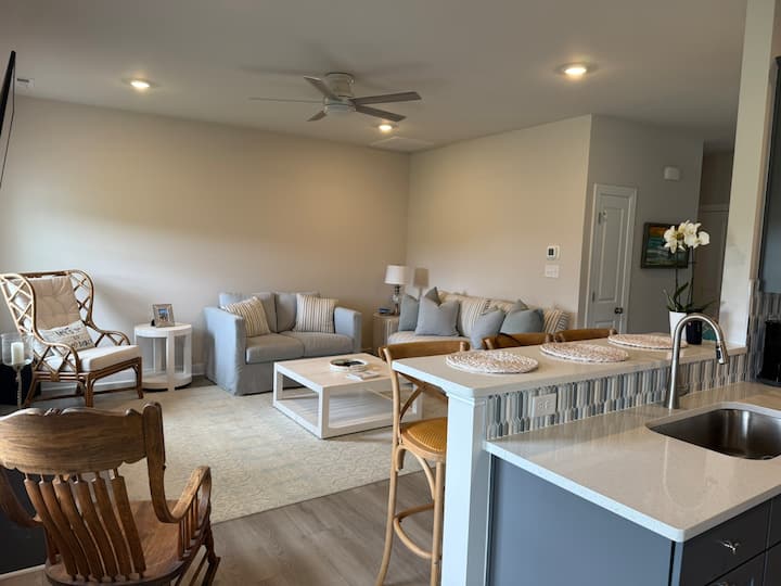 3-bedroom House With A Dock And Pool Access - Cape Charles, VA