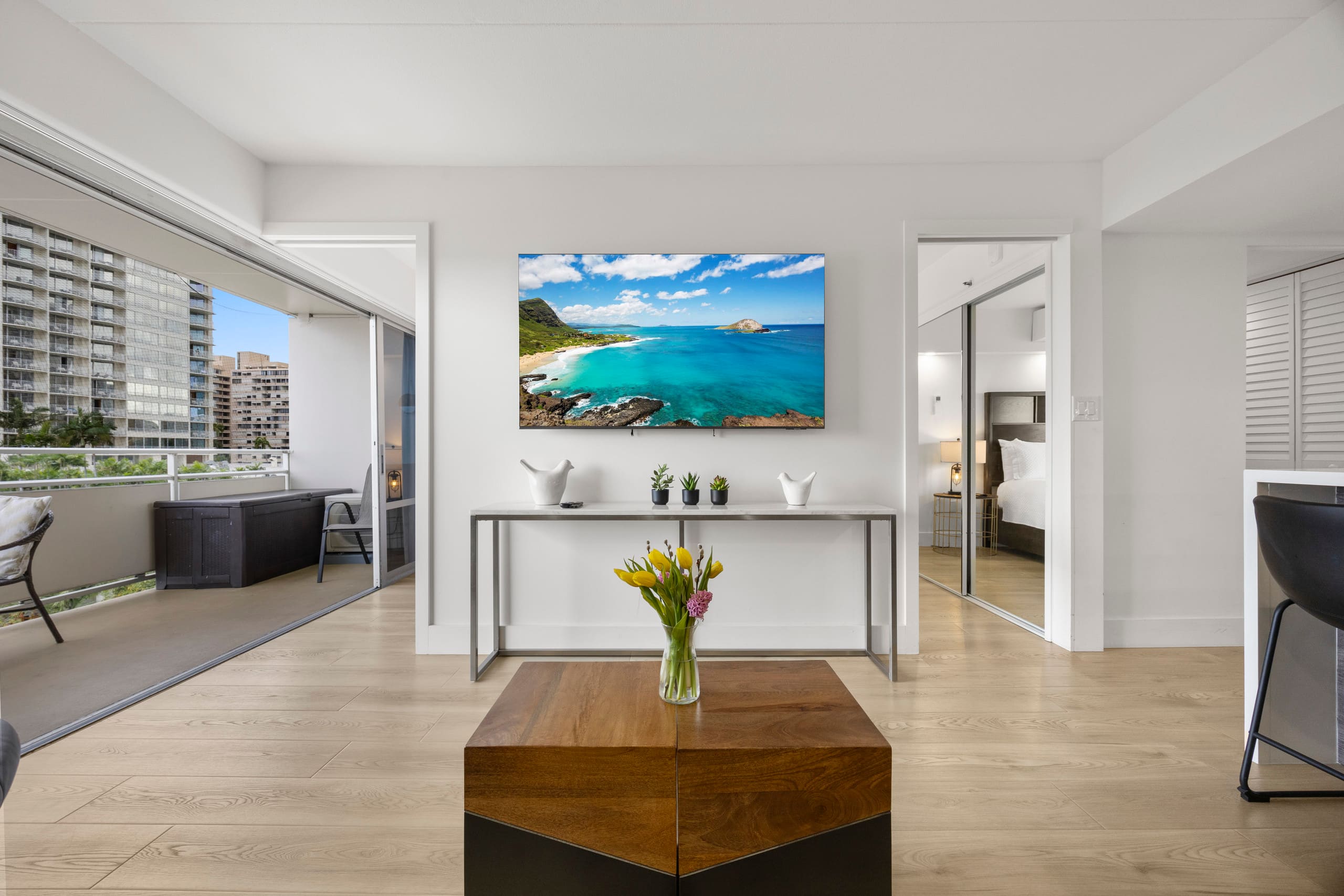 439 Luxury Unit W/Ocean View - Image 13