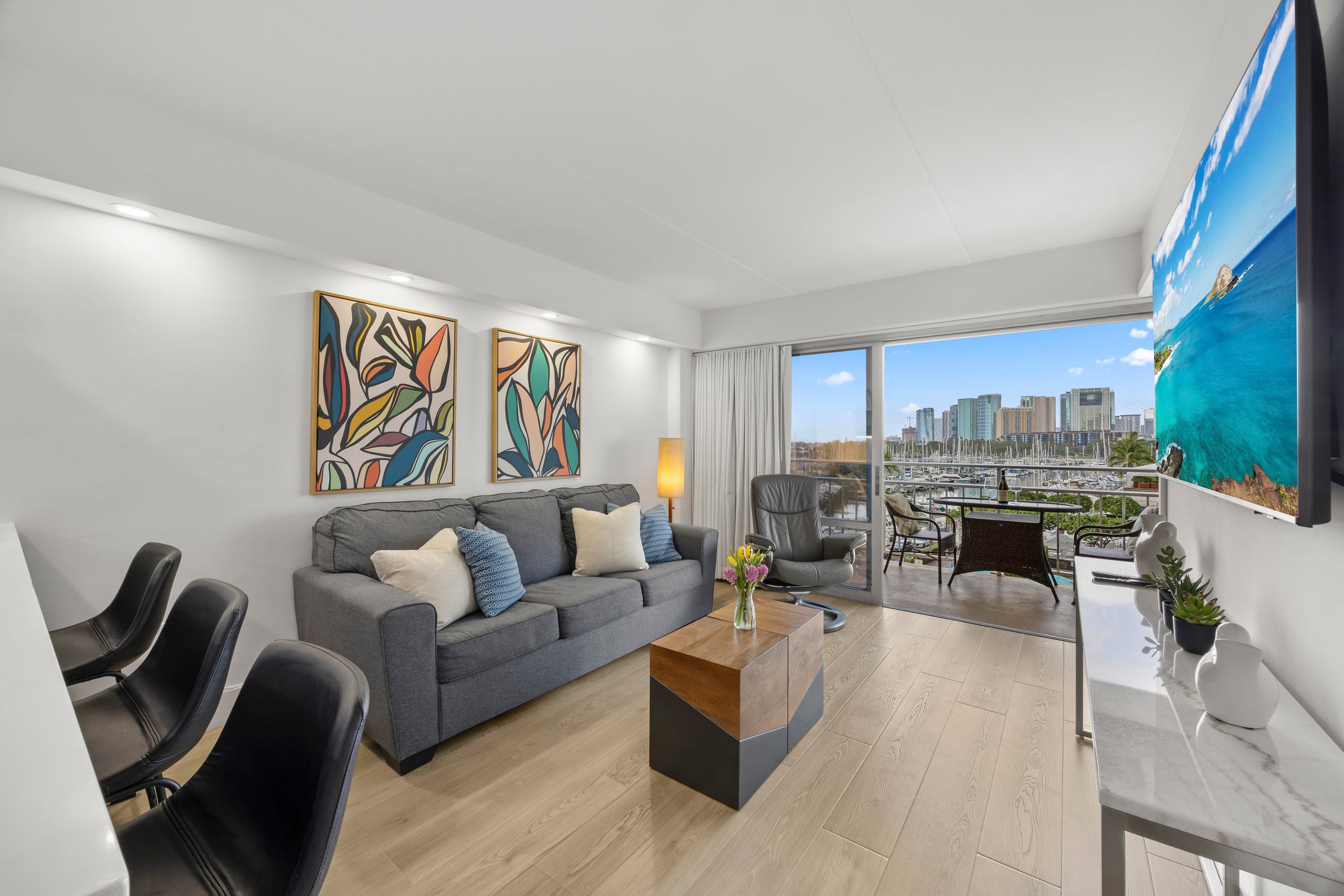 439 Luxury Unit W/Ocean View - Image 1