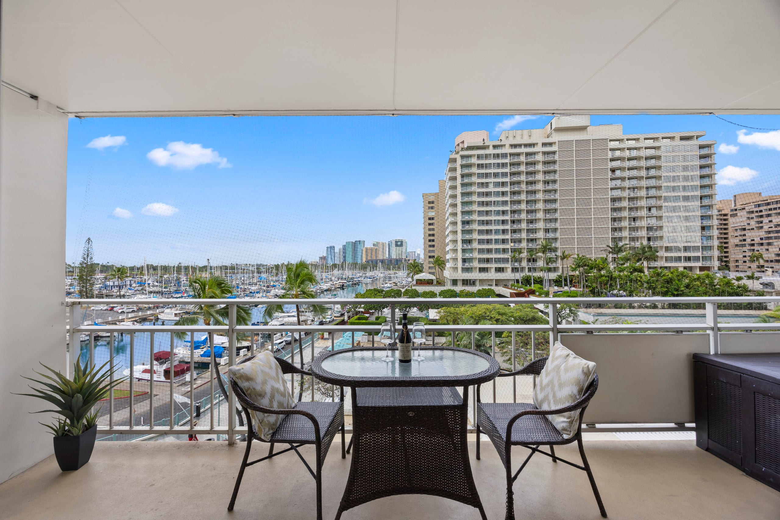 439 Luxury Unit W/Ocean View - Image 11