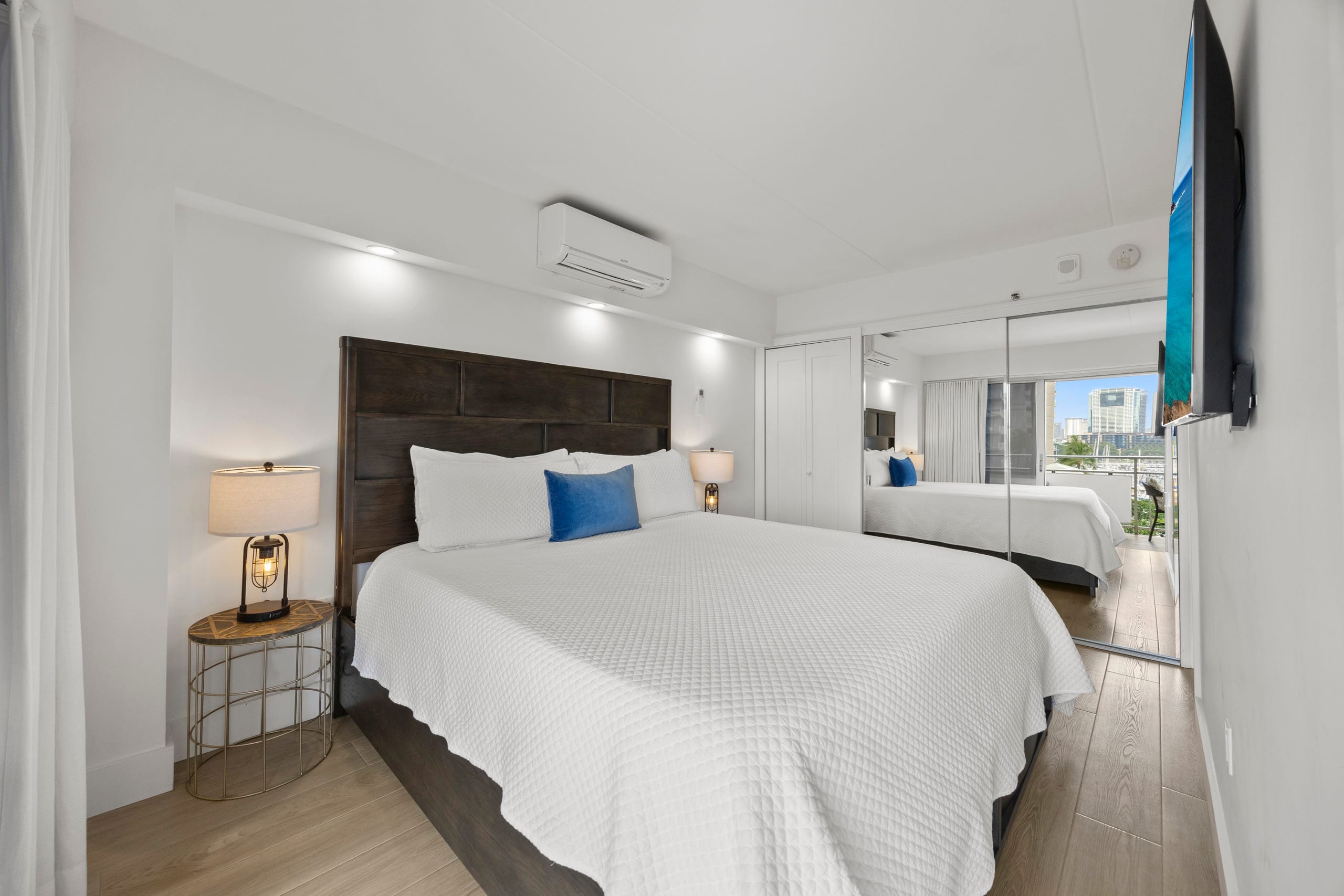 439 Luxury Unit W/Ocean View - Image 6