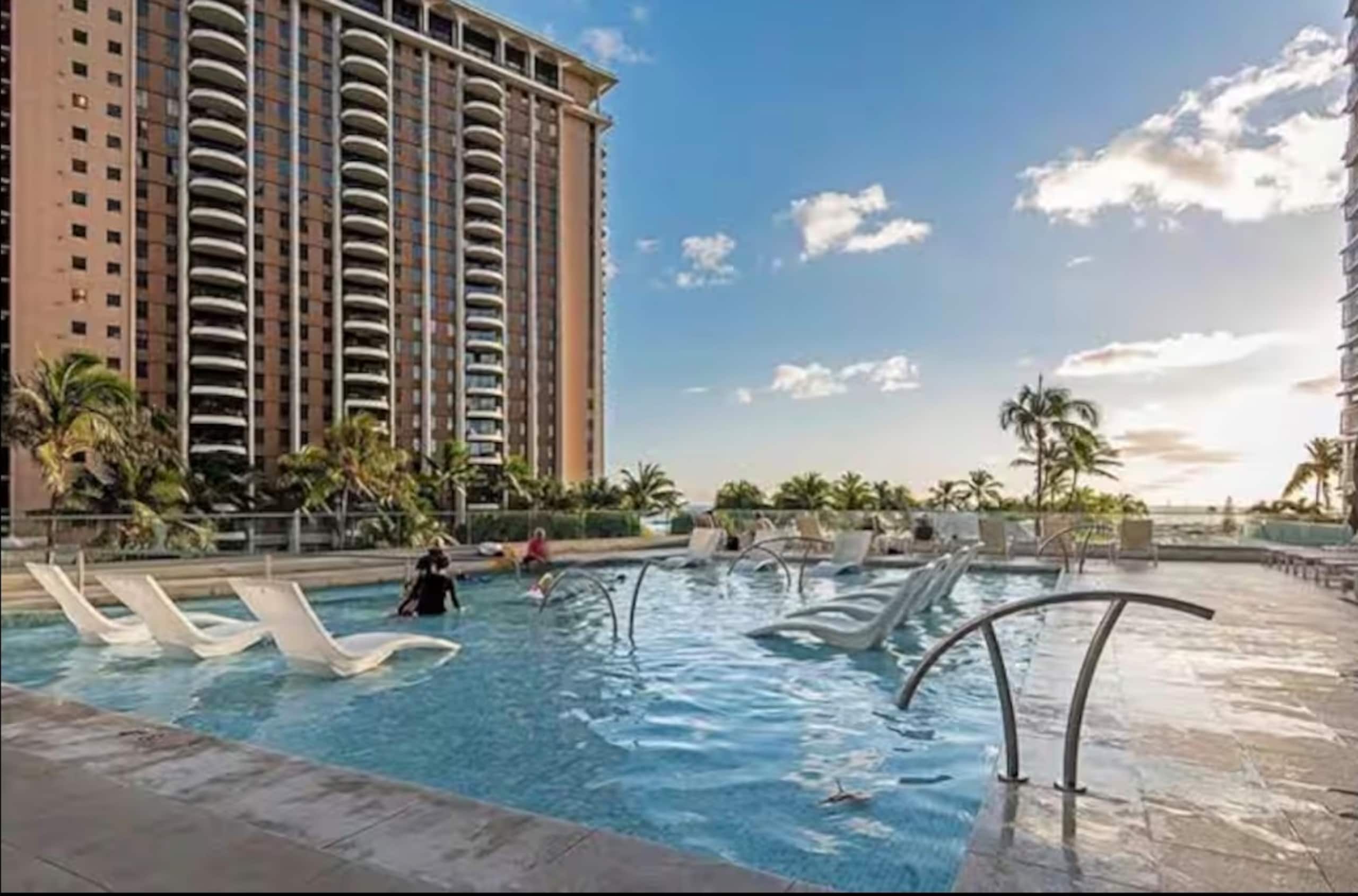 439 Luxury Unit W/Ocean View - Image 29