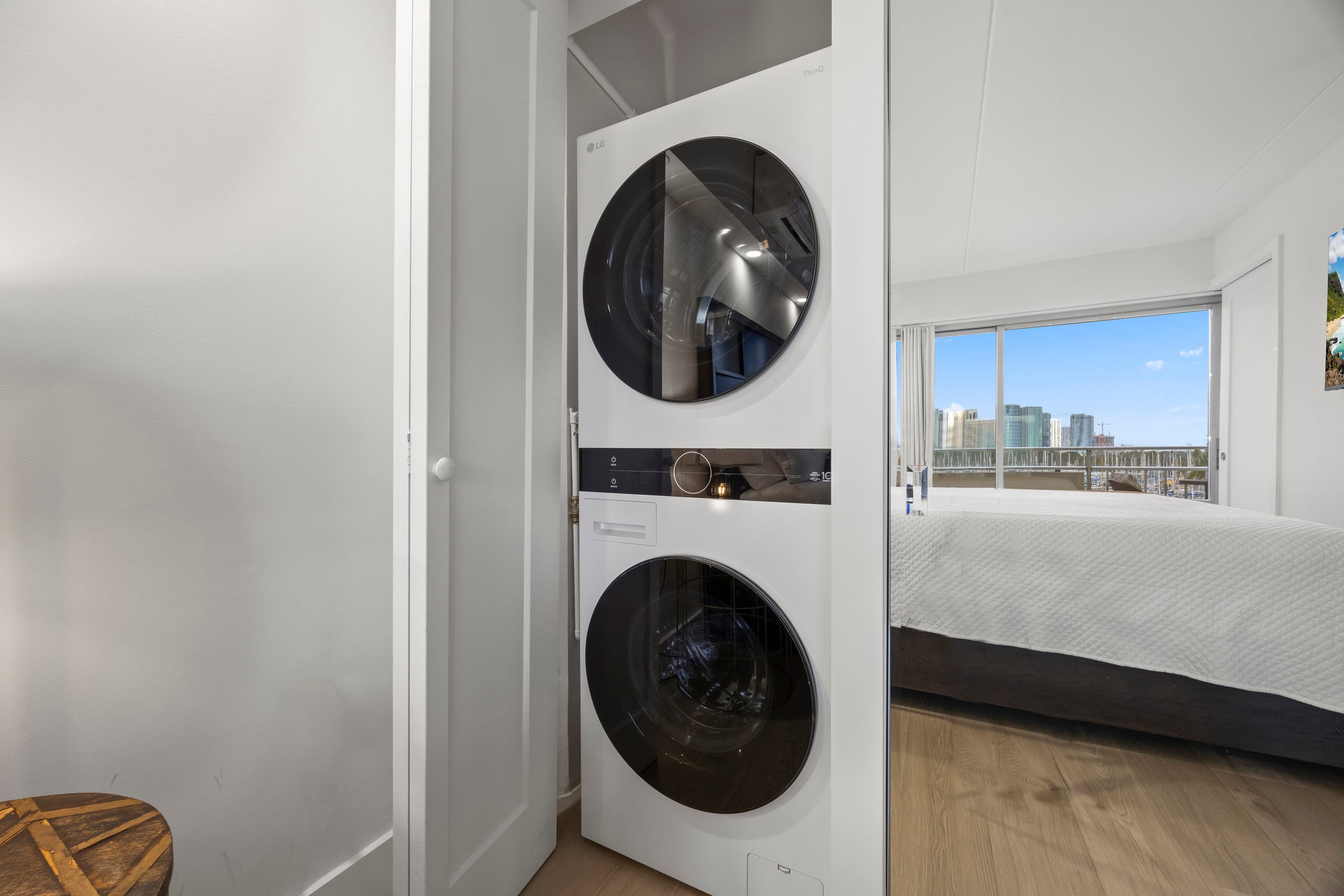 439 Luxury Unit W/Ocean View - Image 10