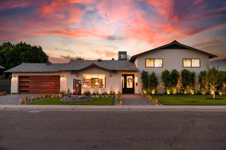 Old Town | Pickleball • Pool • Spa • Putt