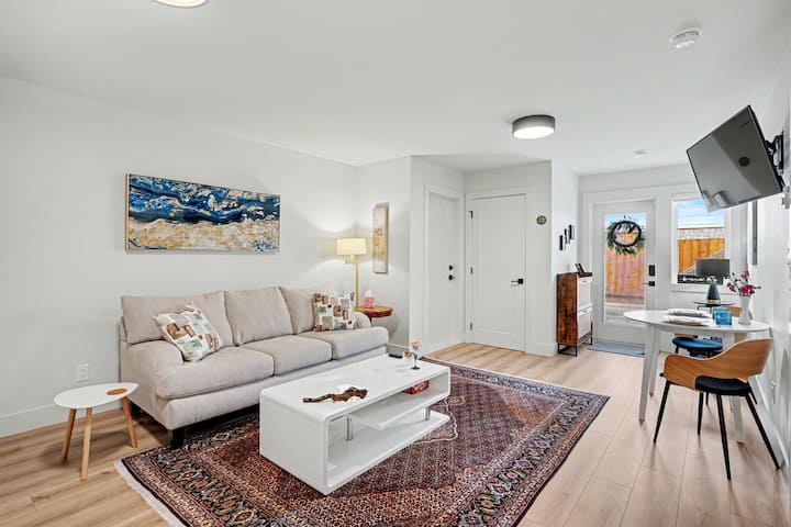 Brand-new Garden Suite Near Bear Mountain & Golf - Victoria