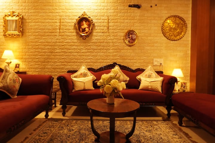 The Moonvale Lux !
- A Victorian Luxury Stay ! - Chandigarh