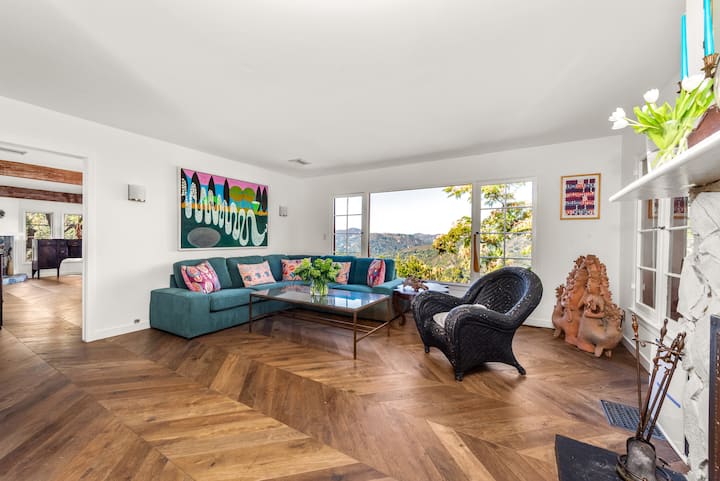 Private 1920s Topanga Hunting Lodge With Big Views - Topanga, CA