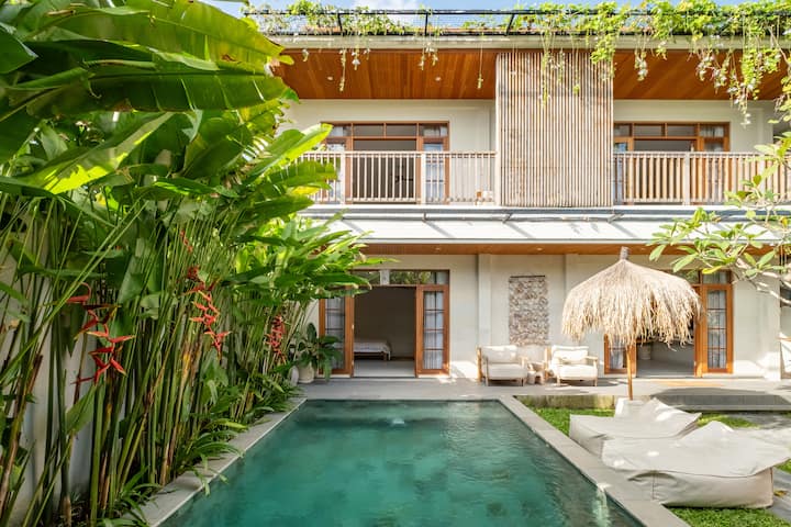 Promo-3br Villa In Seminyak, 2 Mins From Cafe&shop - Legian