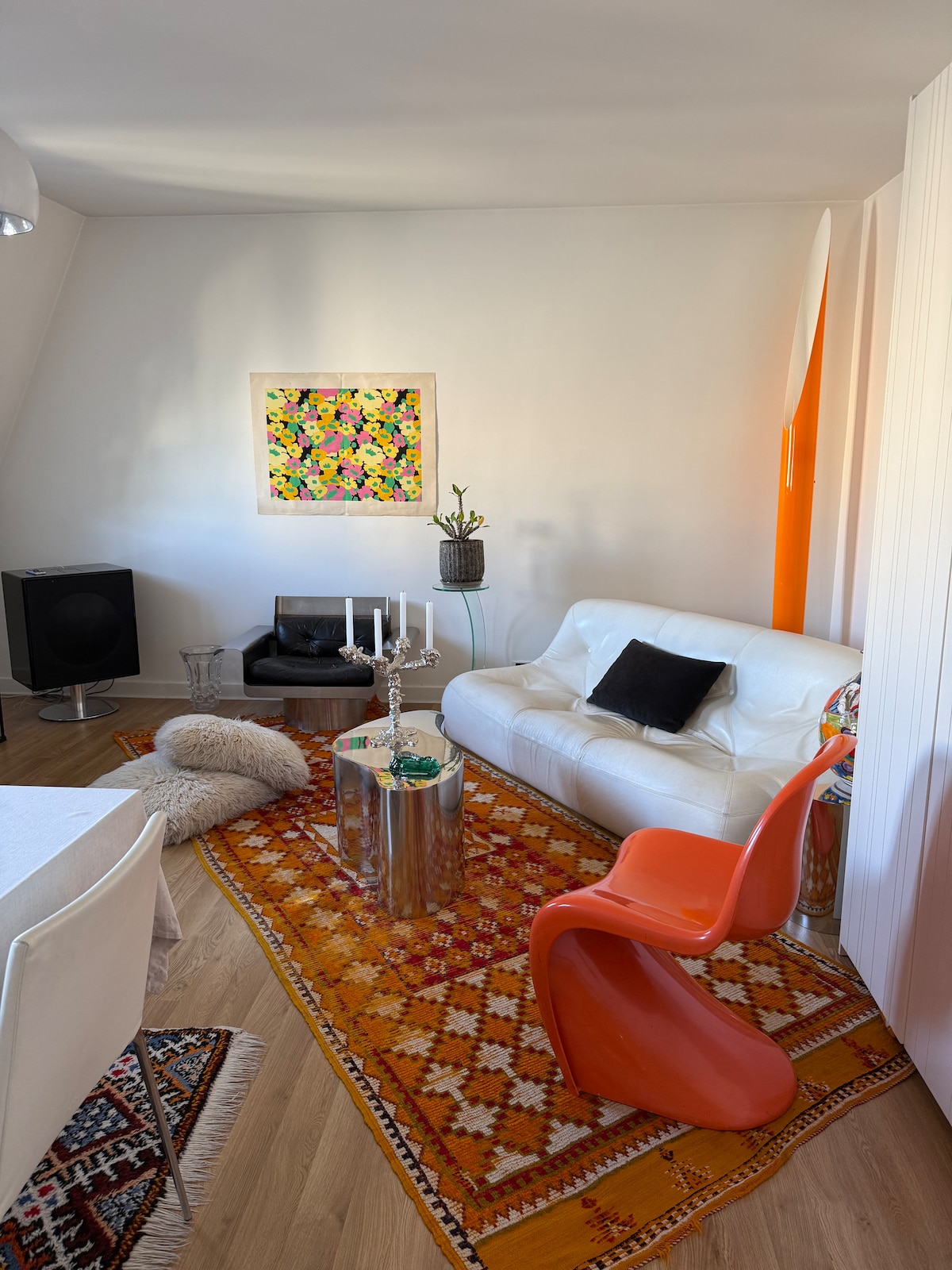 Appartement design Paris 8 - Apartments for Rent in Paris, Île-de ...