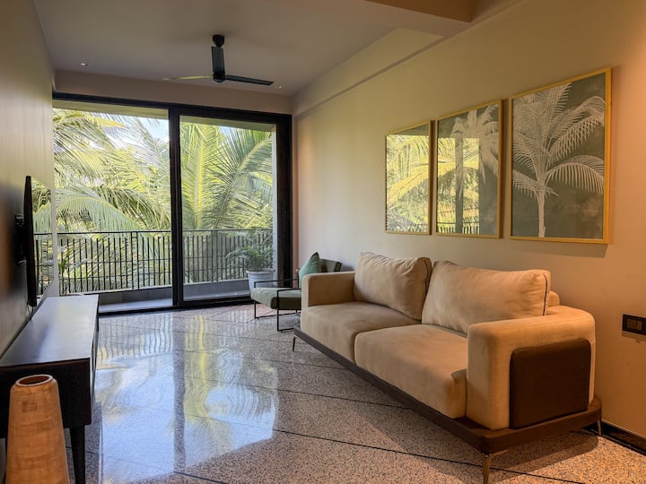 Living room image 6