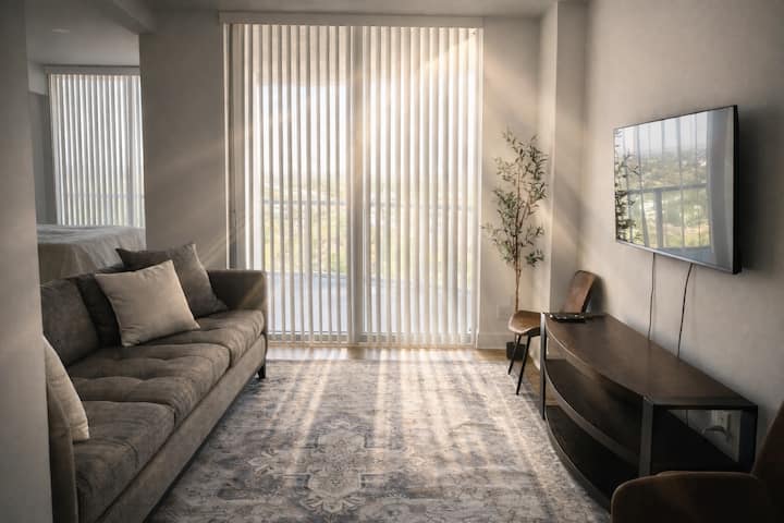 Luxury Waterfront Studio Condo | Balcony Views - Fort Myers, FL