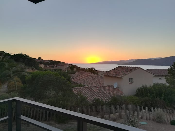 T3 Vue Mer, Terrasse Xl - Plages 5min - Propriano