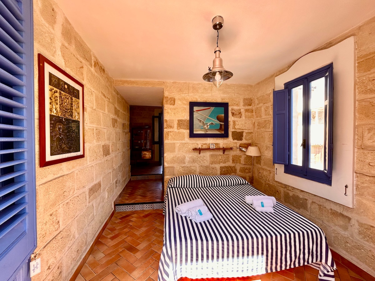 Letto matrimoniale piano inferiore