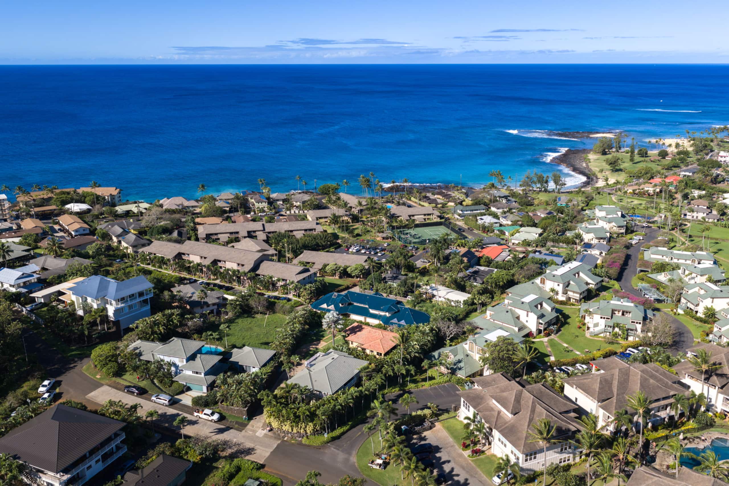 Home in Poipu · ★5.0 · 4 bedrooms · 6 beds · 3 private baths - Image 41