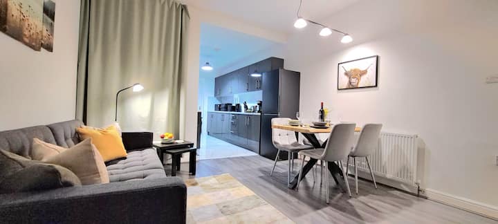 Contractor's Discount-
Free Parking-free Wifi - Leicester