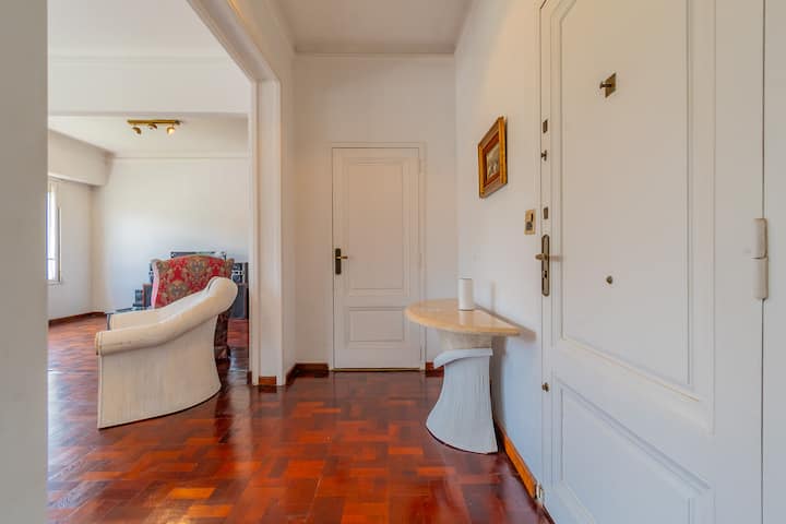 Apartamento com 5 dormitórios em Retiro