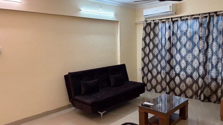 Central 2bhk Near Kokilaben, Nesco, Airport, Juhu - Mumbai