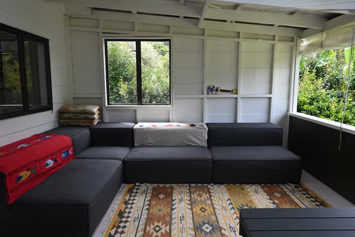 Waiheke Beach House In Otakawhe Bay - Waiheke Island
