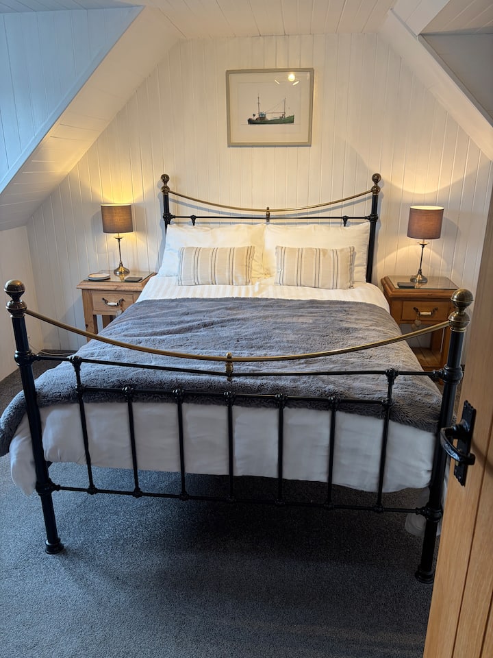 Waterside House B&b “An Taellach” En Suite Room - Ullapool