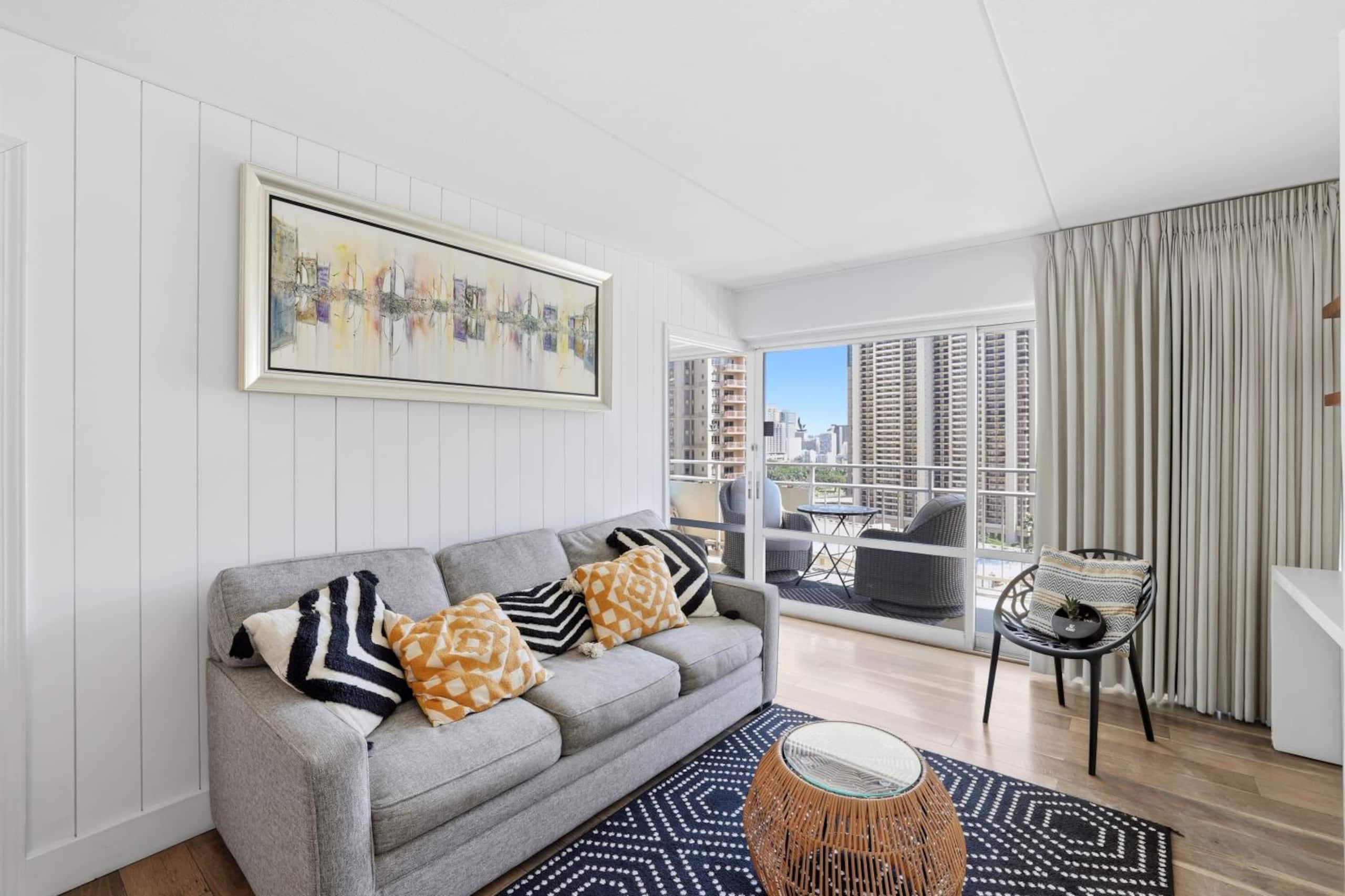 Condo in Honolulu · ★4.6 · 1 bedroom · 2 beds · 1 private bath - Image 1