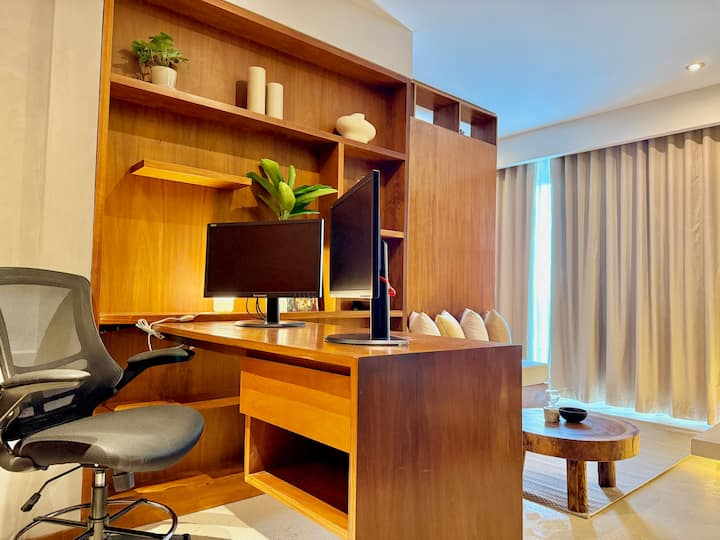 Workspace evidence from Private Terrace | 2-Level PH w/ Home Theater & W/D