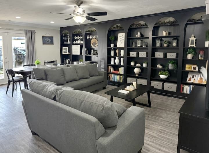 2 King Beds | Patio | Grill | Near Grandscape - The Colony, TX