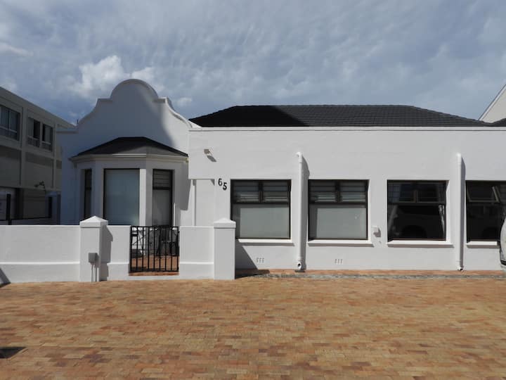 Comfortable Beachfront House Western Cape - Somerset West