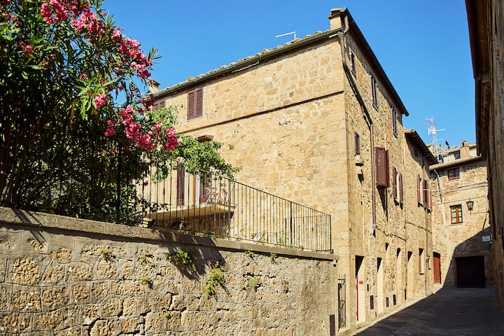 Casa Bianchini: Ancient Memories - Pienza