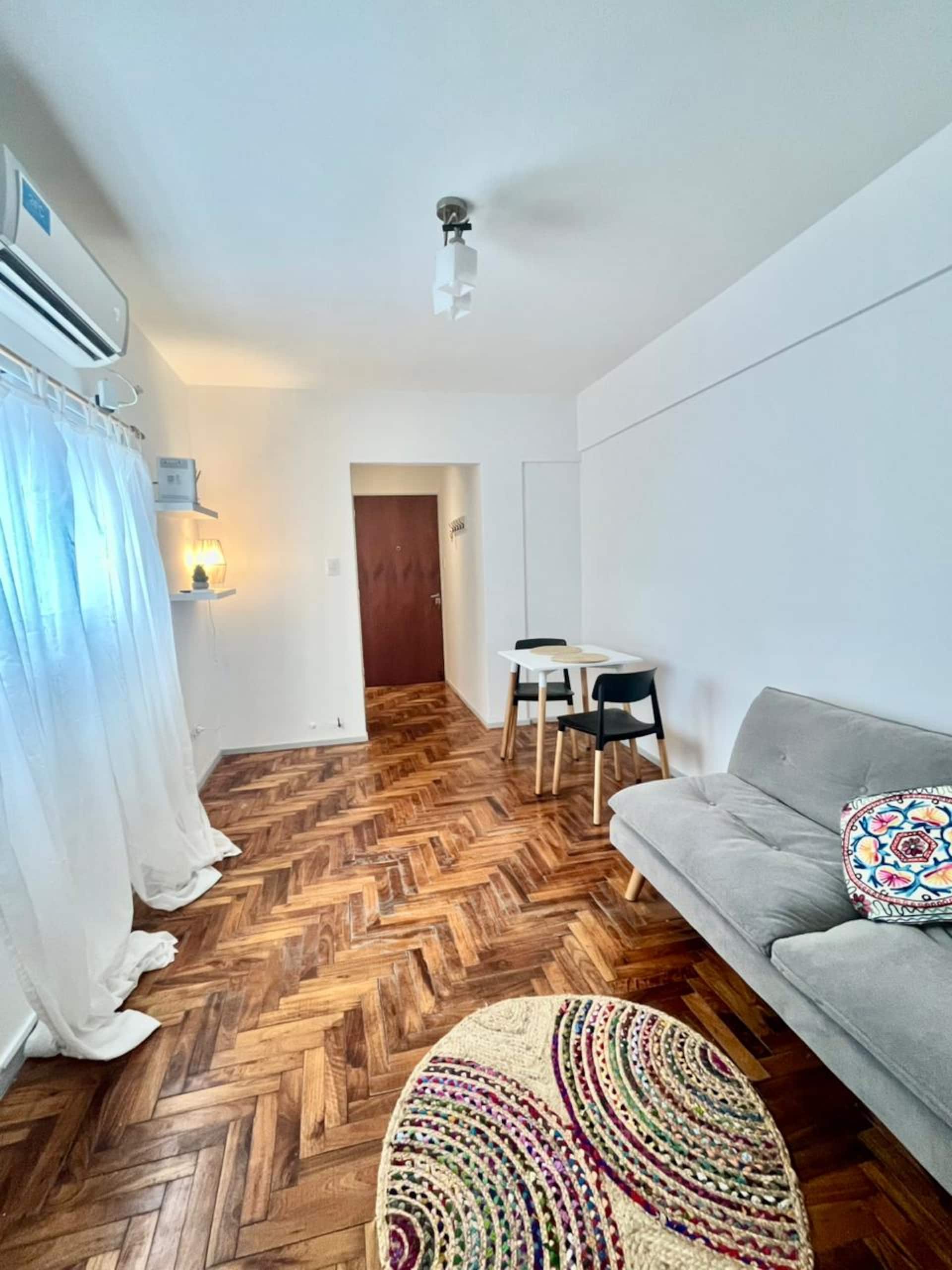 Two-room apartment in Olivos (Vicente López)
