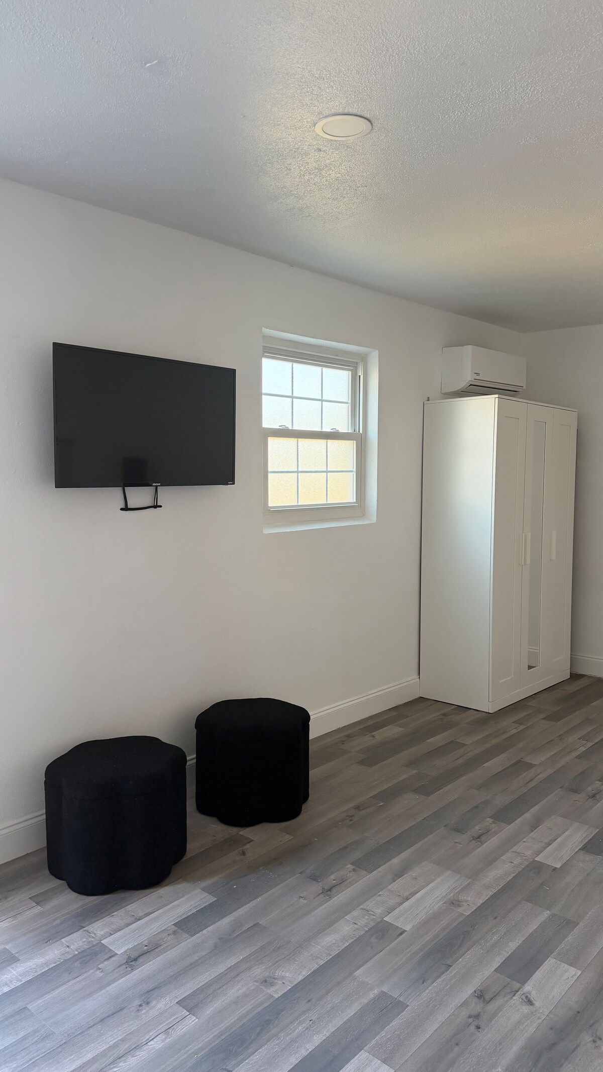 Top performing Airbnb: Private Casita in Lehigh Acres • Parking in Lehigh Acres