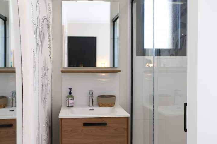 Charmant Studio Proche Plages Avec Terrasse - Cancale