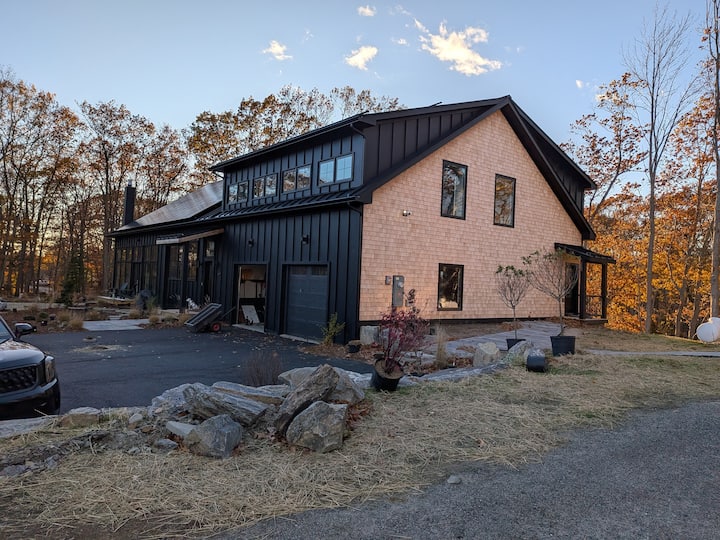 Stunning, Enormous And New Private Apartment! - Cape Elizabeth, ME