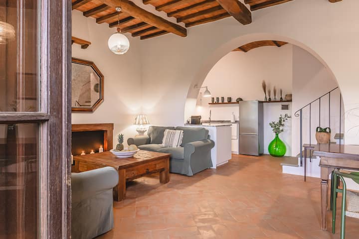 Spacious Apartment With Garden & Pool Access - Castiglion Fiorentino