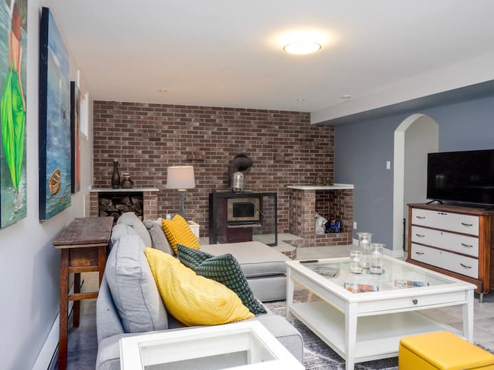 Gallery By The Coast: A Boutique Stay - New Brunswick