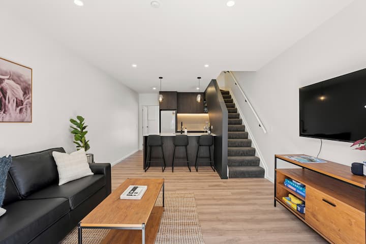The Remarkable Hideaway-3 Bedroom, Central, Modern - 퀸스타운