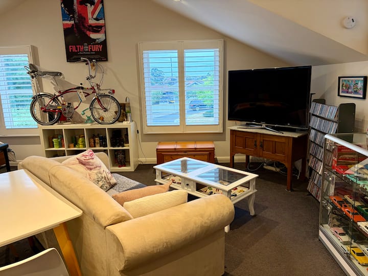 Loft Apartment In Burwood - Close To Deakin Uni - Notting Hill