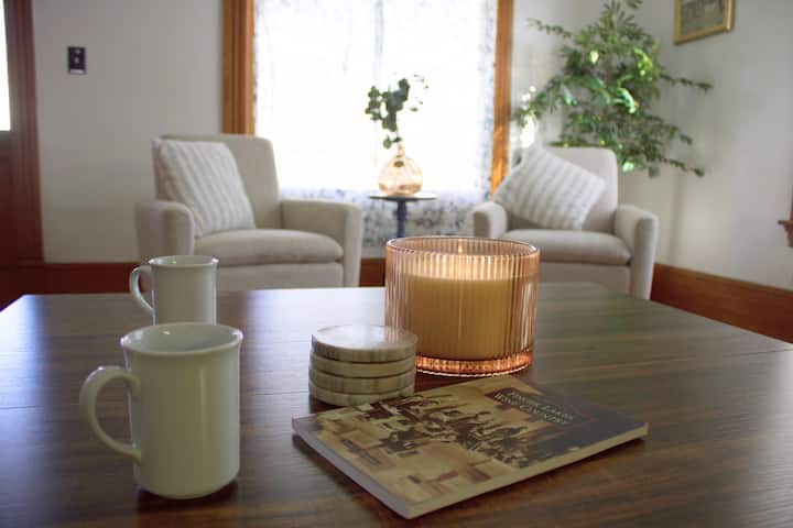 3br Near Owasco Lake| 2 Decks | Kayaks & Pooltable - Cayuga Lake, NY