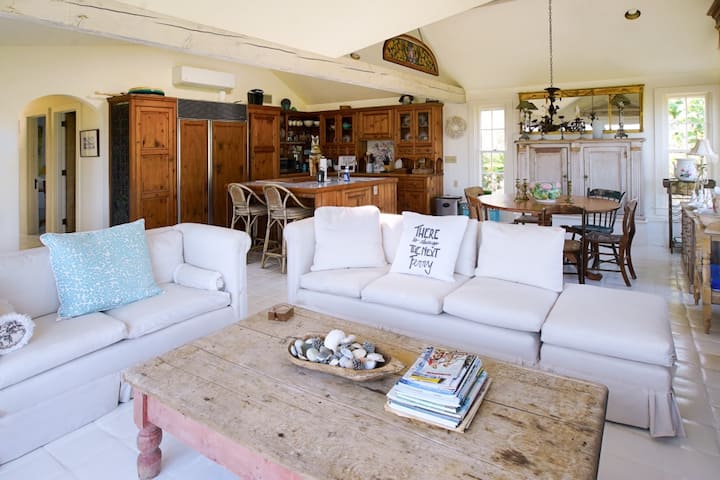 Nantucket Beachfront Cottage - ナンタケット, MA