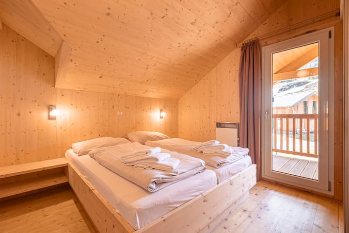 Spálňa 1