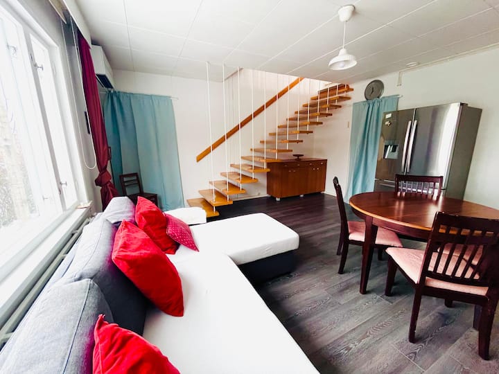 Cozy House 75 M² - 3 Rooms - Free Parking - Garden - Pirkkala