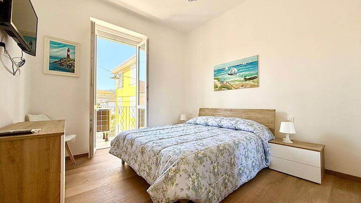 Free Parking & Wi-fi - Vicino Alla Stazione - Lerici